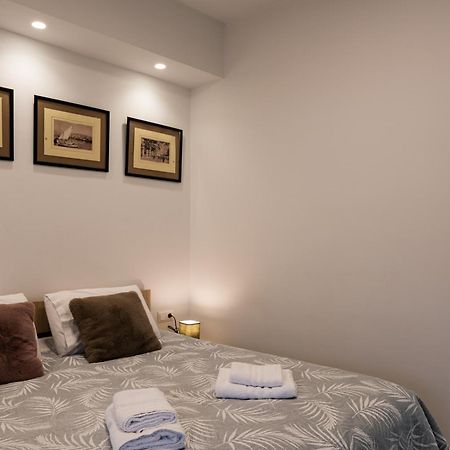 Modern Studio Apartment B Atény Exteriér fotografie